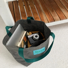 waxed canvas basic tote