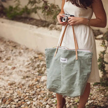 waxed canvas zip tote